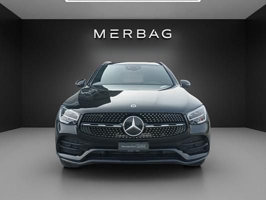 Gebraucht Mercedes GLC300e AMG line 195 PS (143 kW) 2022 SUV