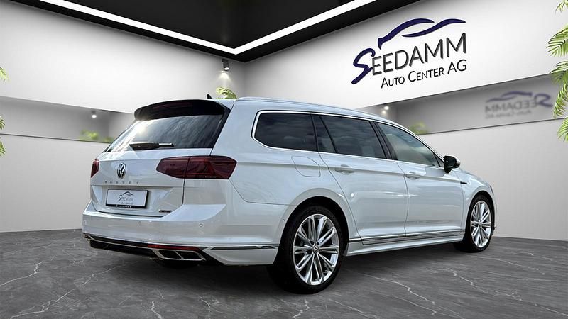 Gebraucht VW Passat R-line Edition 240 PS (176 kW) 2020