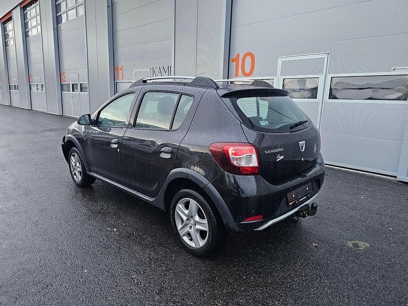 Gebraucht Dacia Sandero Lauréate 90 PS (66 kW) 2014