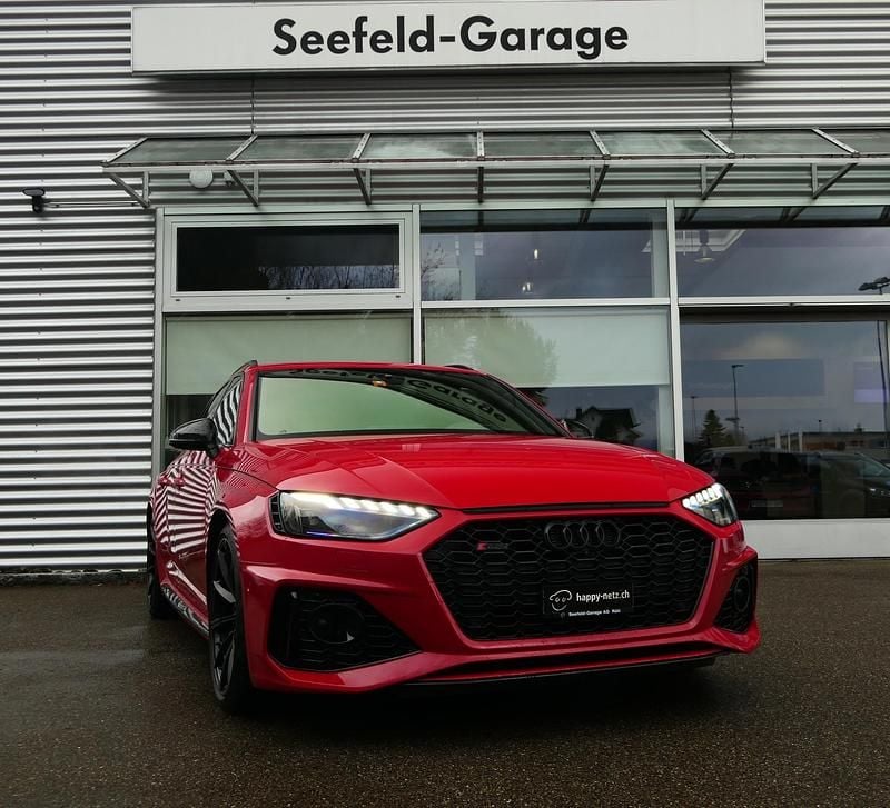 Gebraucht Audi RS4 Ambiente 450 PS (330 kW) 2021 Rot Kombi