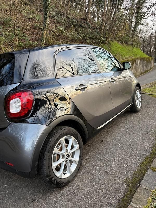 Gebraucht Smart ForFour 71 PS (52 kW) 2017 Kleinwagen