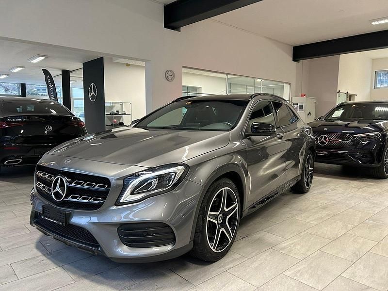 Gebraucht Mercedes GLA220 AMG line 184 PS (135 kW) 2019 SUV