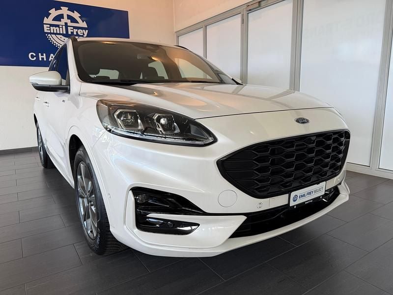 Weiss Gebraucht 2023 Ford Kuga ST-Line SUV | CHF 24’900 (Superpreis) - Bild 1/4