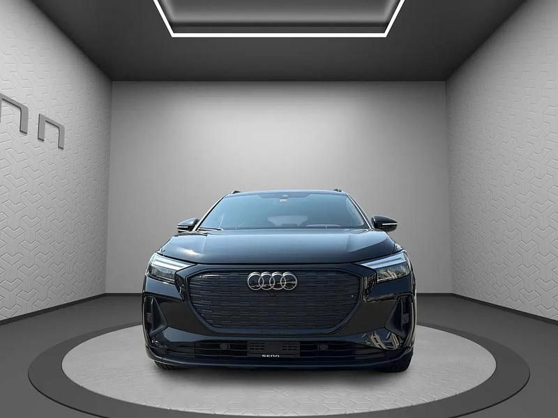 Gebraucht Audi Q4 e-tron 150 kW (204 PS) 2025 Schwarz SUV
