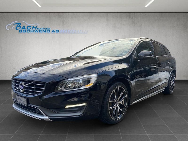 Gebraucht Volvo V60 215 PS (158 kW) 2014 Kombi