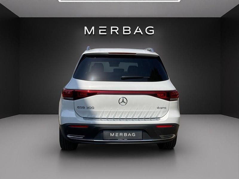 Gebraucht Mercedes EQB300 AMG line 168 kW (229 PS) 2024 Schwarz SUV