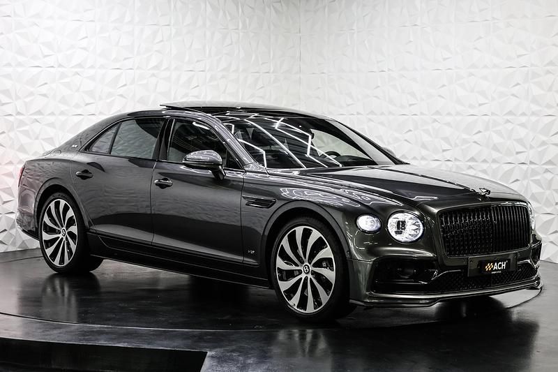 Gebraucht Bentley Flying Spur 549 PS (403 kW) 2021 Limousine