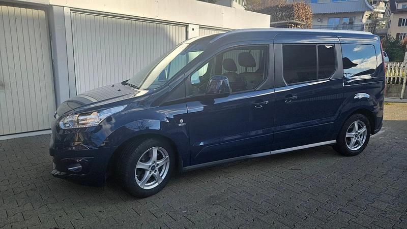 Gebraucht Ford Tourneo Titanium 120 PS (88 kW) 2017 Van / Kleinbus