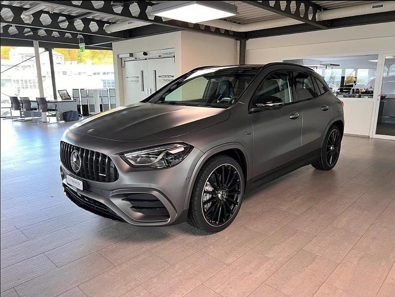 Neu Mercedes GLA35 AMG AMG 320 PS (235 kW) 2025 Grau SUV