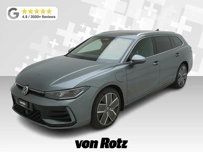 Neu VW Passat R-line 272 PS (200 kW) 2025 Gray Kombi
