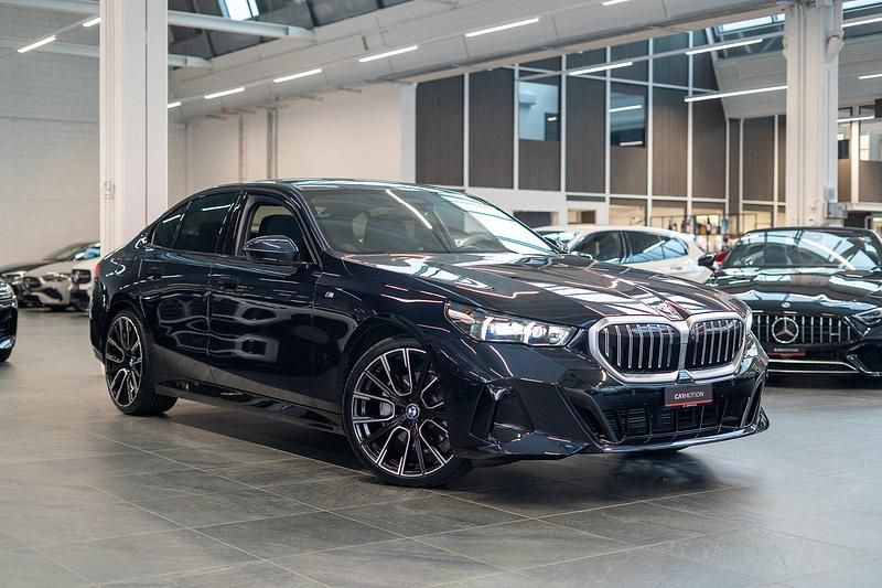 Gebraucht BMW 540 M Sport 303 PS (222 kW) 2024 Limousine