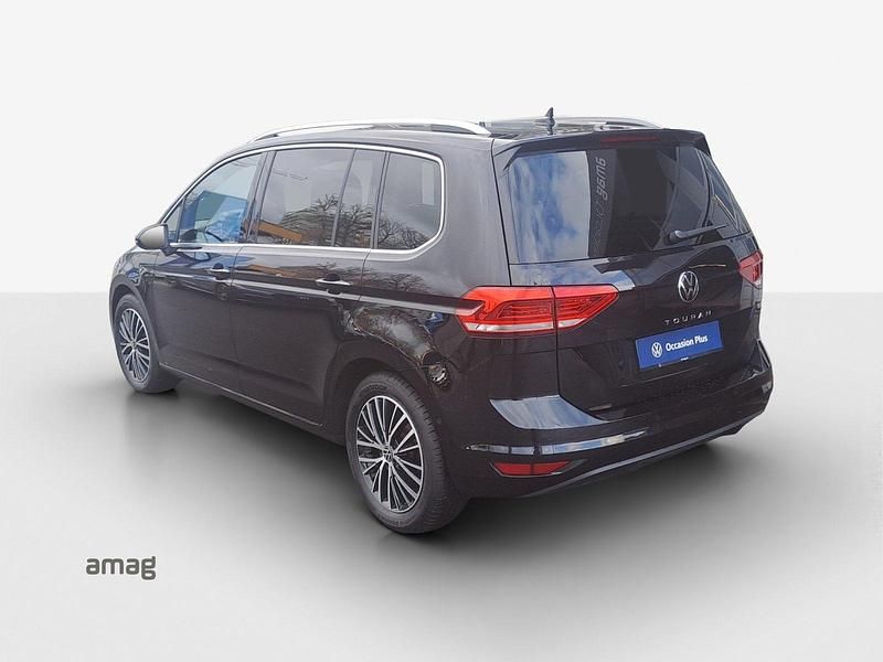 Gebraucht VW Touran Highline 150 PS (110 kW) 2024 Deepblack perleffekt Van / Kleinbus