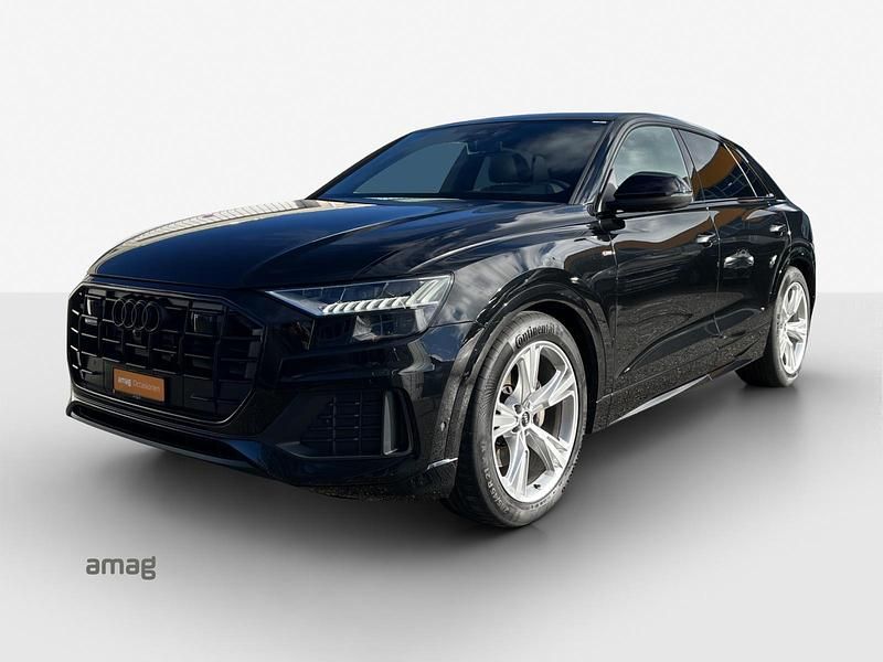 Gebraucht Audi Q8 Ambiente 286 PS (210 kW) 2022 Mythosschwarz metallic SUV