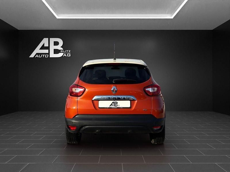 Gebraucht Renault Captur 120 PS (88 kW) 2015 SUV