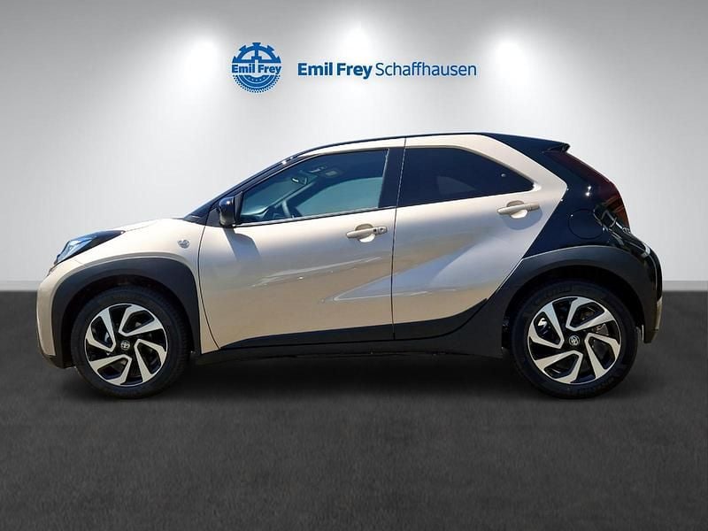 Gebraucht Toyota Aygo X Trend 72 PS (52 kW) 2025 Beige SUV