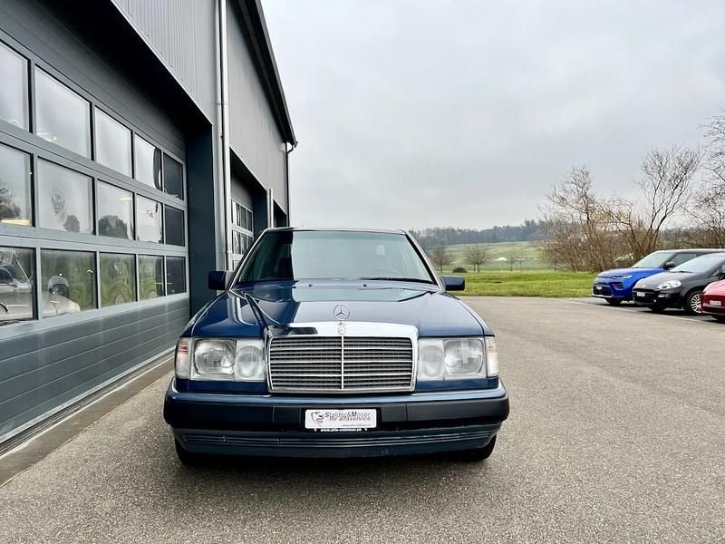 Gebraucht Mercedes E260 160 PS (117 kW) 1990 Limousine