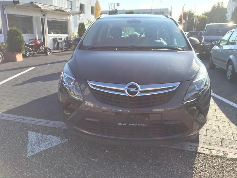Gebraucht Opel Zafira Tourer Active 136 PS (100 kW) 2013 Van / Kleinbus