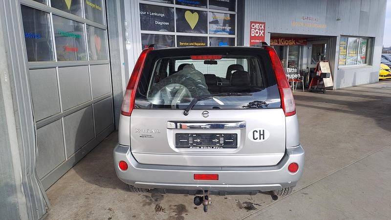 Gebraucht Nissan X-Trail SE 165 PS (121 kW) 2005 Silber SUV
