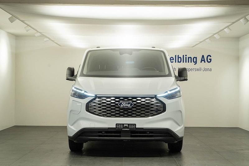 Gebraucht Ford E-Transit Trend 160 kW (218 PS) 2024 Weiss Van