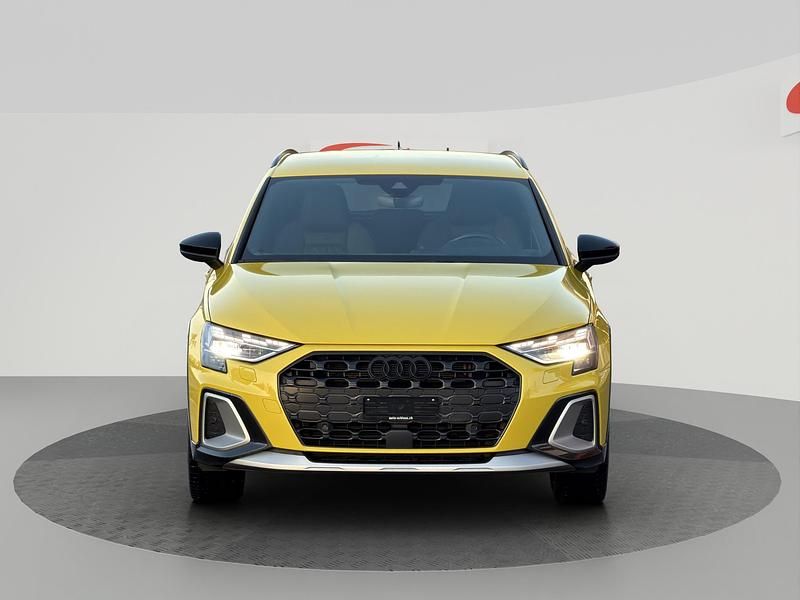 Gebraucht Audi A3 e-tron Black Edition 150 PS (110 kW) 2024 Kleinwagen