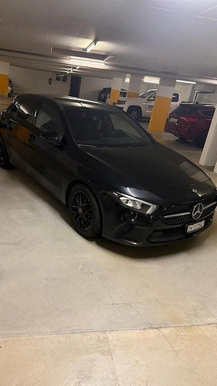 Gebraucht 2018 Mercedes A180 Limousine | CHF 13’999 (Guter Preis) - Bild 1/4