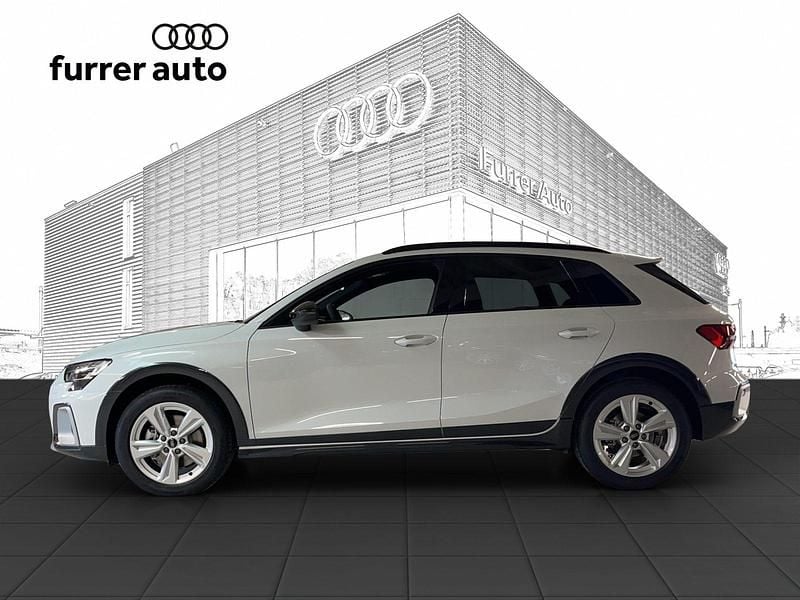 Gebraucht Audi A3 Attraction 150 PS (110 kW) 2025 Weiss Limousine