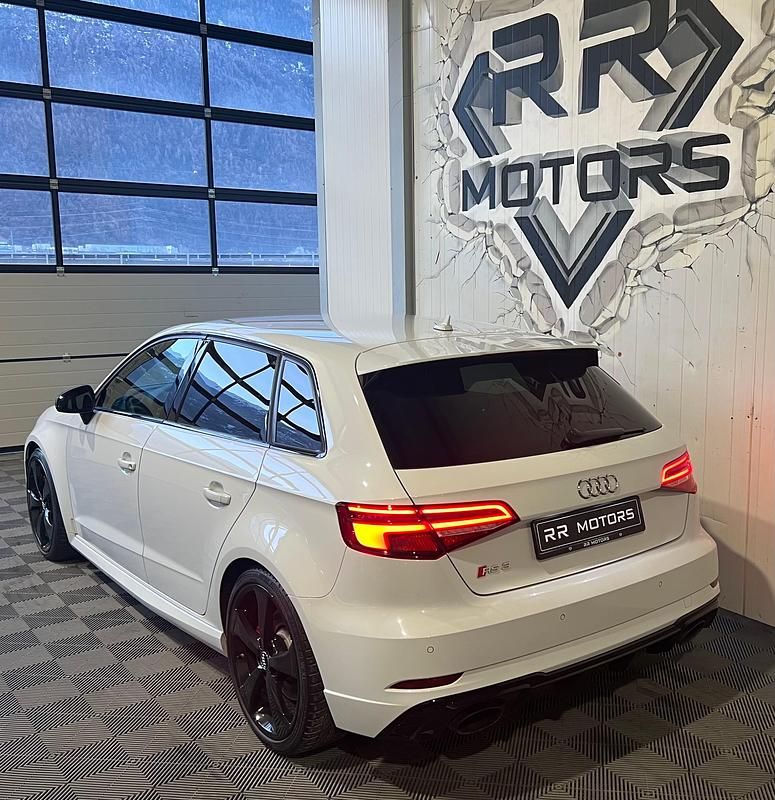 Gebraucht Audi RS3 Sportback 400 PS (294 kW) 2018 Kleinwagen