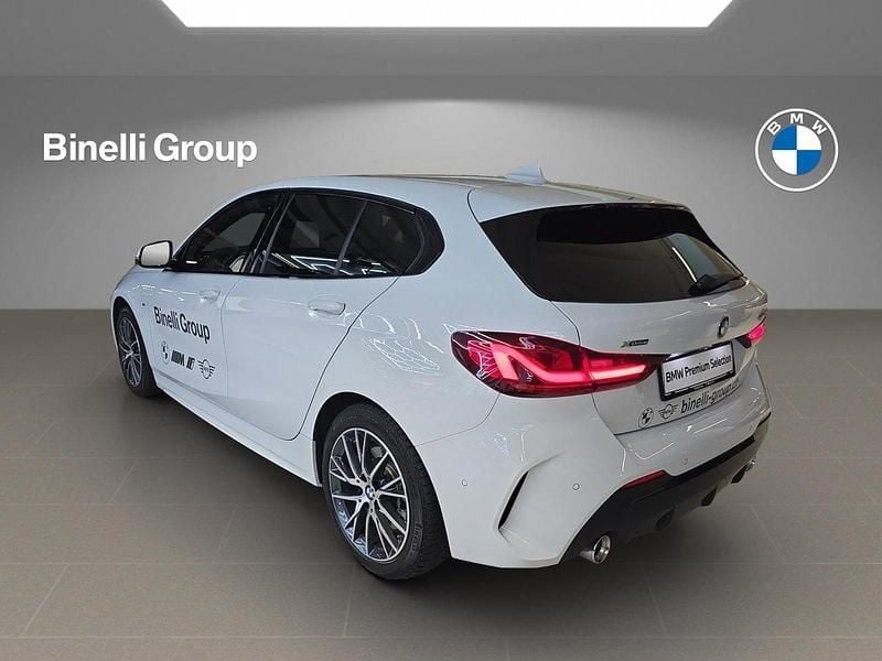 Gebraucht BMW 120 M Sport 190 PS (139 kW) 2024 Weiss Kleinwagen