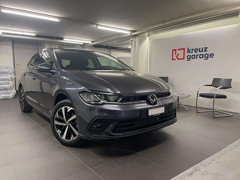Grau Gebraucht 2024 VW Polo Life Kleinwagen | CHF 24’700 (Etwas zu teuer) - Bild 1/4