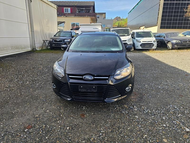 Gebraucht Ford Focus Trend 100 PS (73 kW) 2012