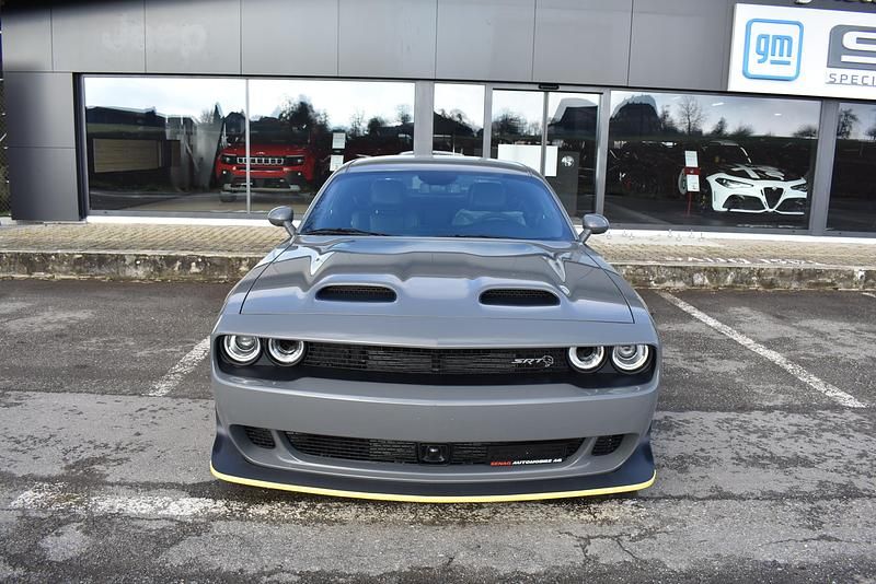 Grau Gebraucht 2024 Dodge Challenger Coupé | CHF 109’800 (Teuer) - Bild 1/4