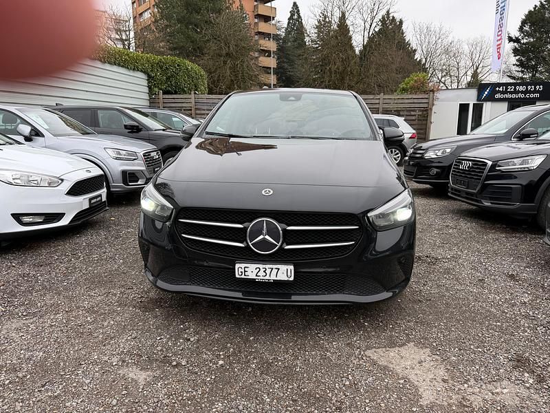 Gebraucht Mercedes B200 Night 150 PS (110 kW) 2021 Van / Kleinbus