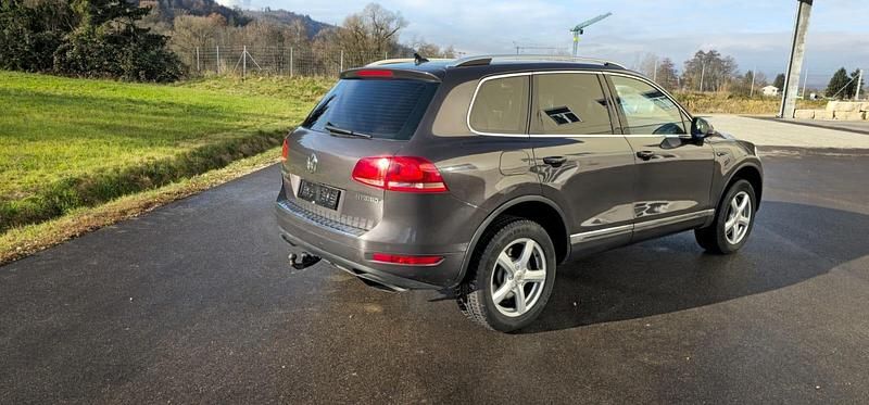 Gebraucht VW Touareg 333 PS (244 kW) 2010 SUV