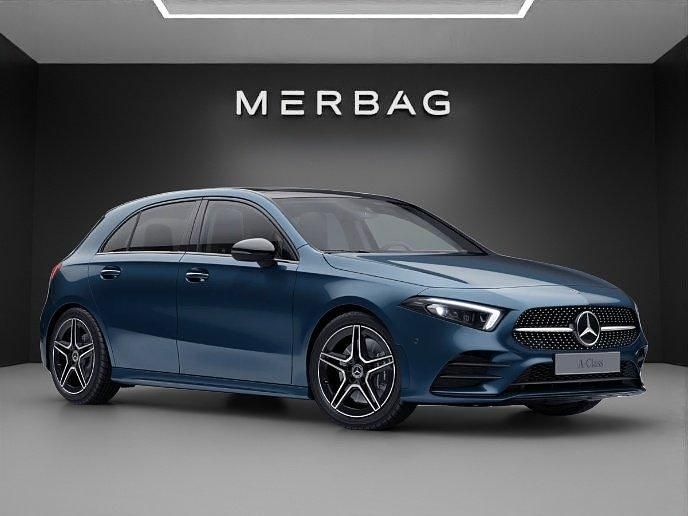 Gebraucht Mercedes A250 AMG line 224 PS (164 kW) 2019 Blau Limousine
