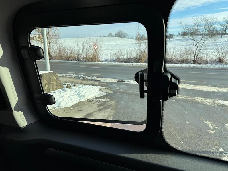 Neu VW Caravelle Basis 150 PS (110 kW) 2026 Weiss Van / Kleinbus