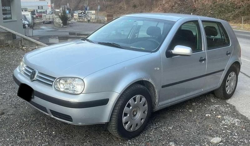 Gebraucht VW Golf IV 100 PS (73 kW) 2002