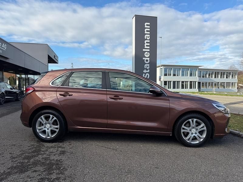 Gebraucht Hyundai i30 120 PS (88 kW) 2017