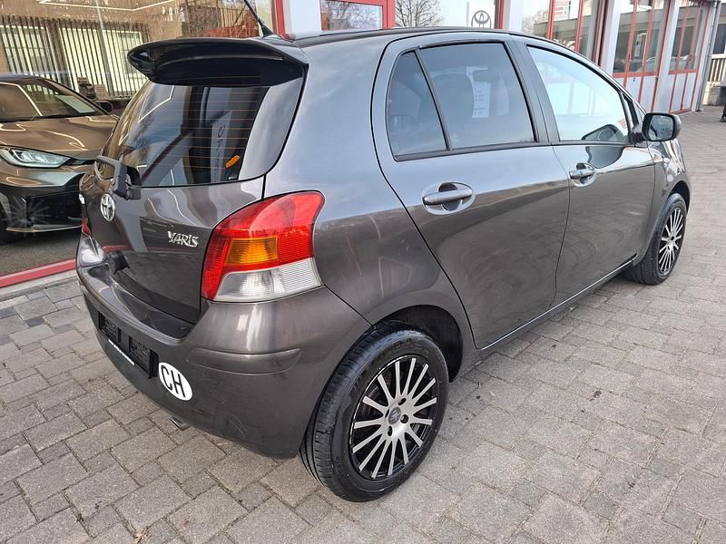 Gebraucht Toyota Yaris 101 PS (74 kW) 2009 Kleinwagen