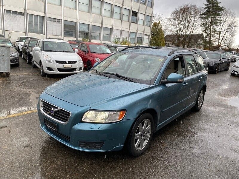 Gebraucht 2009 Volvo V50 Summum Kombi | CHF 1’999 (Etwas zu teuer) - Bild 1/4