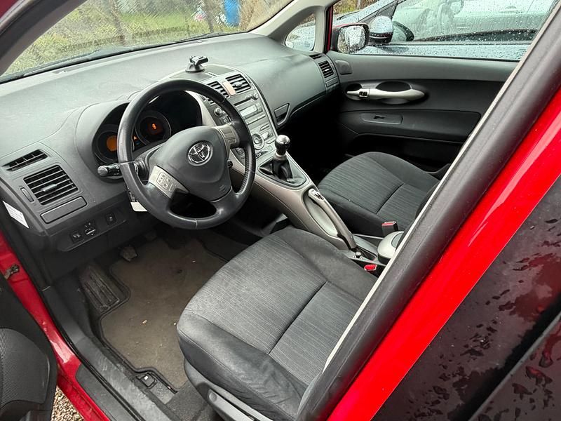 Gebraucht Toyota Auris Sol 124 PS (91 kW) 2007 Kleinwagen
