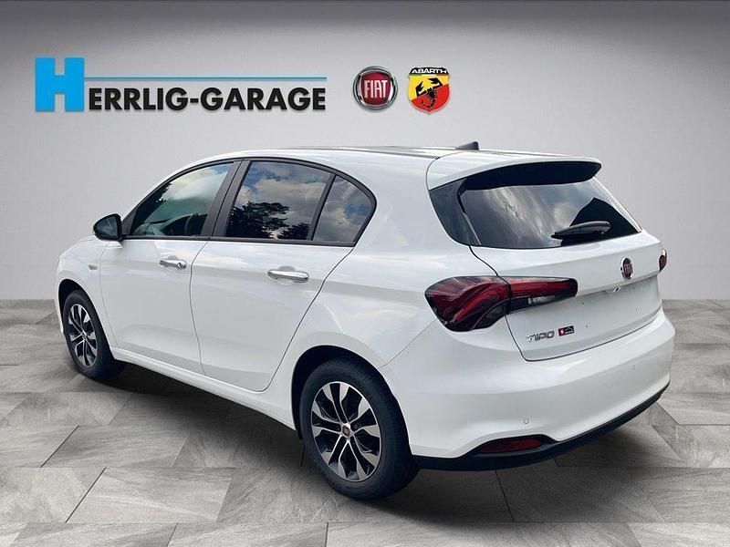 Gebraucht Fiat Tipo 100 PS (73 kW) 2023 Weiss Limousine