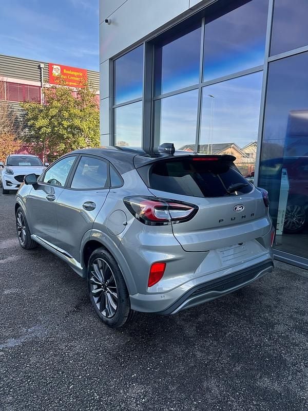 Neu Ford Puma 125 PS (91 kW) 2025 Silber SUV