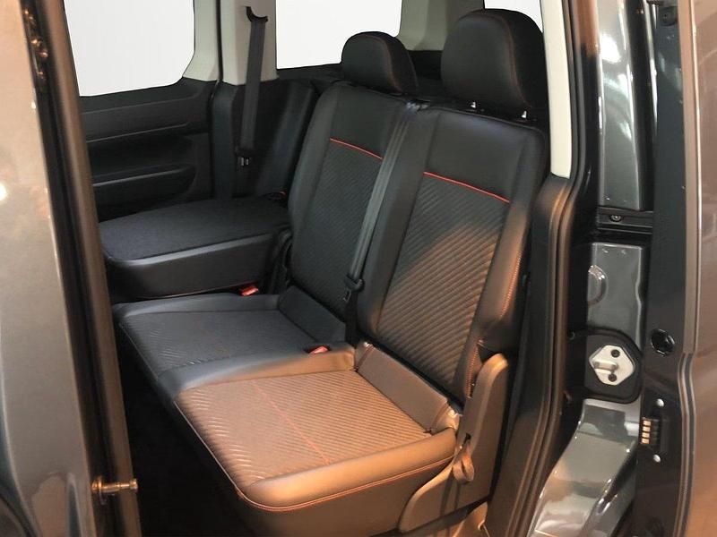 Gebraucht Ford Tourneo Connect Sport 114 PS (83 kW) 2024 Van / Kleinbus