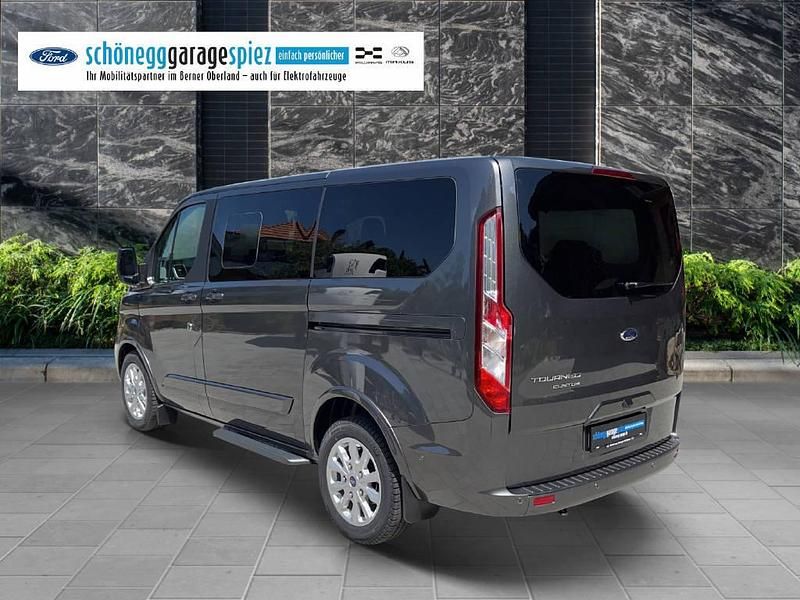 Gebraucht Ford Tourneo Titanium 170 PS (125 kW) 2023 Van / Kleinbus