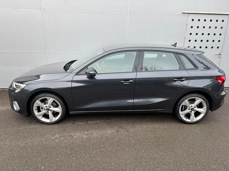 Gebraucht Audi A3 Sportback e-tron Advanced 150 PS (110 kW) 2022 Kleinwagen
