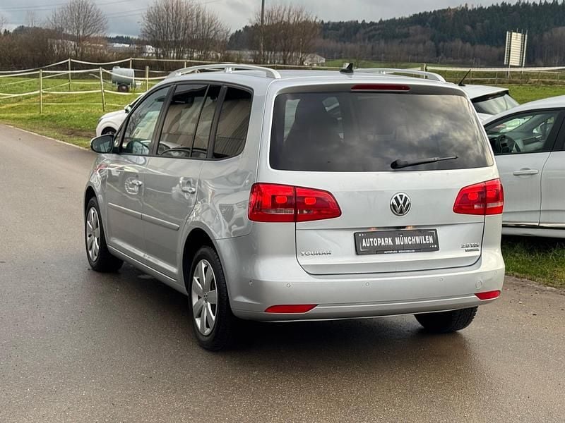 Gebraucht VW Touran Team 140 PS (102 kW) 2012 Van / Kleinbus