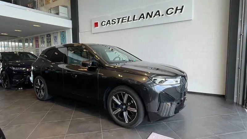 Gebraucht BMW iX 240 kW (327 PS) 2022 SUV