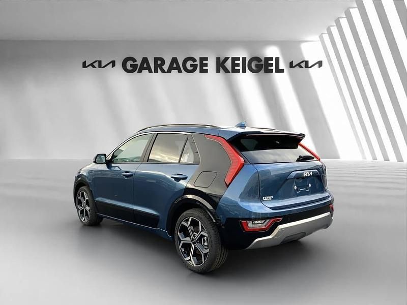 Gebraucht Kia Niro Style 182 PS (133 kW) 2024 Blau SUV