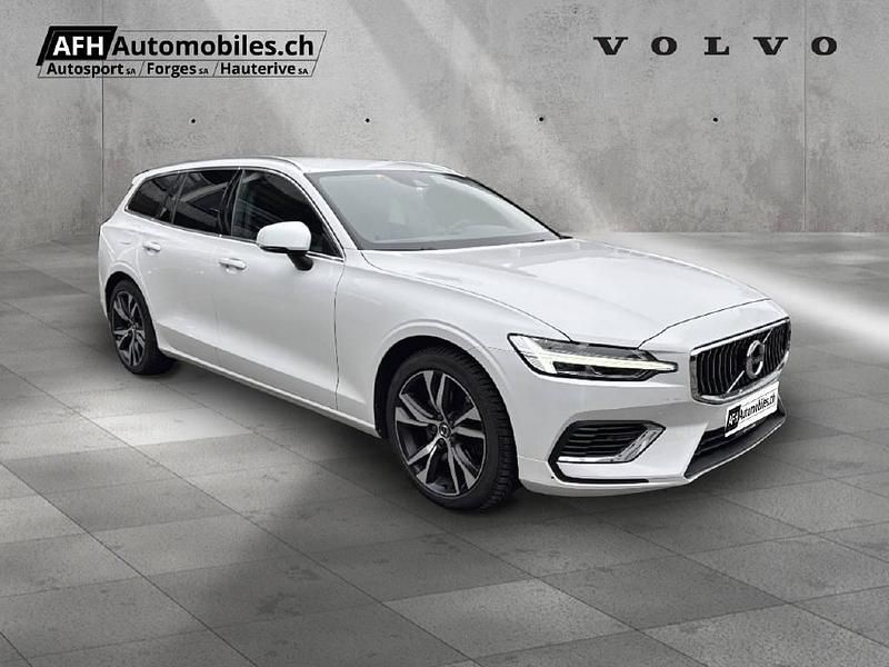 Gebraucht Volvo V60 Inscription 341 PS (250 kW) 2021 Kombi