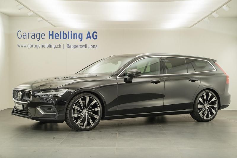 Schwarz Gebraucht 2023 Volvo V60 Ultimate Kombi | CHF 58’500 - Bild 1/4